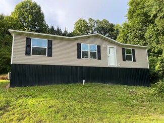 11618 Alfred Cox Rd, Pound, VA 24279