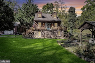 417 Hilltop Rd, Hummelstown, PA 17036