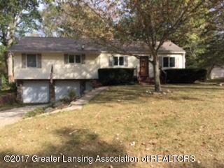 121 Russell St, Leslie, MI 49251