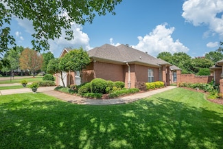 122 Dover Ct, Starkville, MS 39759