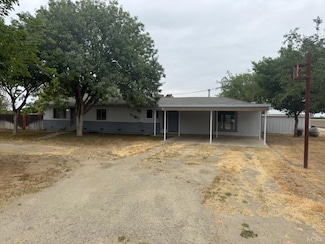 14685 17th Ave, Lemoore, CA 93245