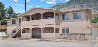 9096 N Canyon Rd, Cedar Hills, UT 84062