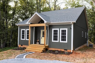 1244 Windsor Dr, Bedford, VA 24523