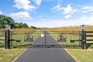 19533 Ohio 104, Circleville, OH 43113