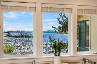 546 Wood Ave SW Unit 3H, Bainbridge Island, WA 98110