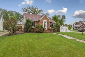 1207 S Cedar Ave, Owatonna, MN 55060