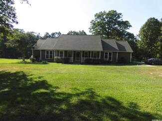 151 Chick Ln, Little Rock, AR 72206