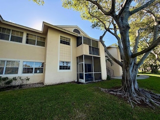 651 Cypress Lake Blvd Unit M19, Deerfield Beach, FL 33064