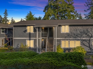 7421 212th St SW Unit 14, Edmonds, WA 98026