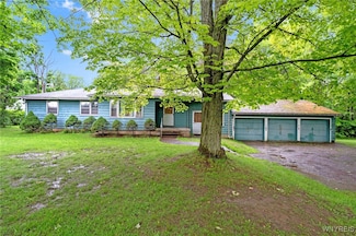 13253 Quaker St, Collins, NY 14034