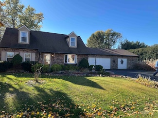 4934 E Ashelford Dr, Byron, IL 61010