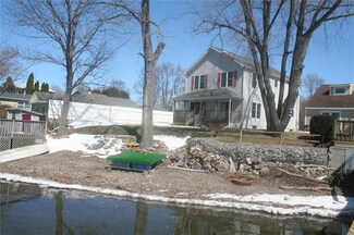 5158 E Lake Rd, Romulus, NY 14541