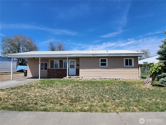 1476 W Sunset Dr, Moses Lake, WA 98837