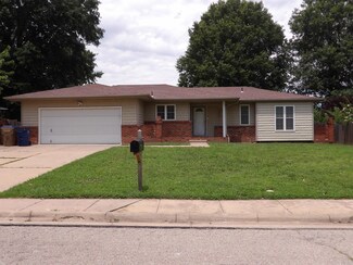 1506 N Derby Hills, Derby, KS 67037