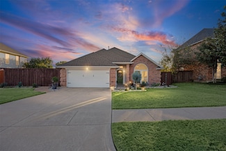 2102 Nugent Dr, Mansfield, TX 76063