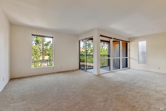 94 Forest Ln, San Rafael, CA 94903