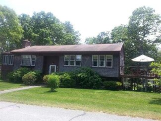 93 Lake Dr, Pocasset, MA 02559