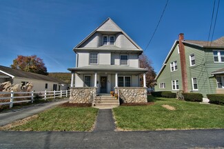 455 Jefferson Ave, Jermyn, PA 18433