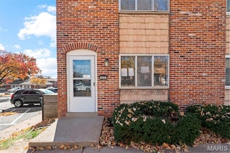 10587 Carroll Wood Way Unit 1, Saint Louis, MO 63128