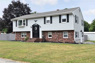 7 Joseph Dr, Warren, RI 02885