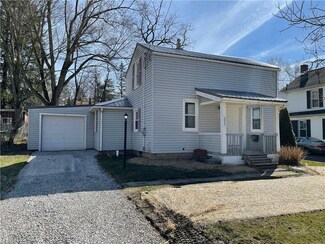 332 Elm St, Ravenna, OH 44266