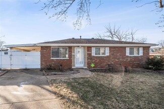 10019 Luna Ct, Saint Louis, MO 63125