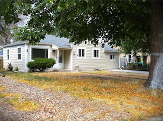 1741 Joliet St, Aurora, CO 80010