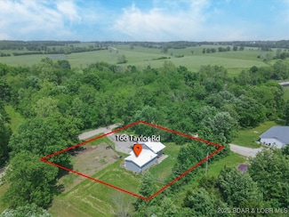 166 Taylor Rd, Eldon, MO 65026