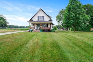 207 Union St, Union Mills, IN 46382