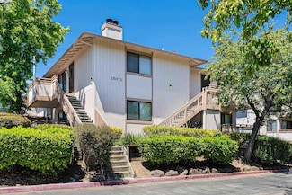 25073 Copa Del Oro Dr Unit 201, Hayward, CA 94545