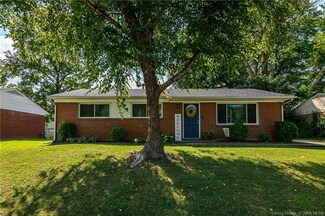 642 Spicewood Dr, Clarksville, IN 47129