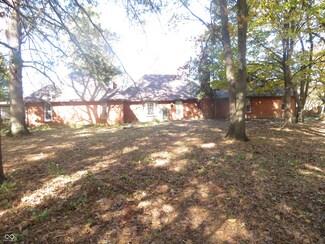 566 E 1550 N, Summitville, IN 46070