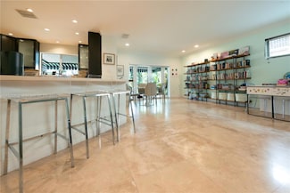 2340 NE 201st St, Miami, FL 33180