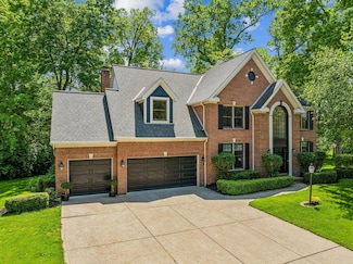 1229 Whispering Meadow Ct, New Albany, OH 43054