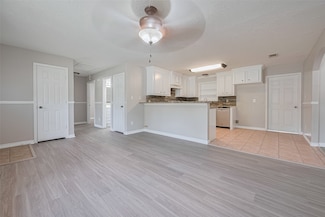 210 N Shirley Ln, Willis, TX 77378