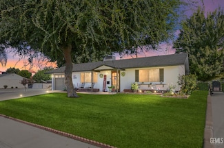 5812 Burke Way, Bakersfield, CA 93309