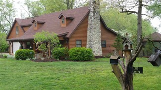 11726 Boggs West Cir, Loogootee, IN 47553