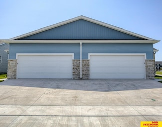 3593 Little Bluestem Rd, Fremont, NE 68025