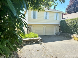 8605 Meridian Ave N, Seattle, WA 98103