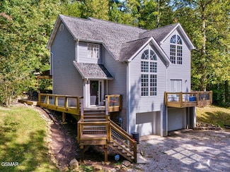 1283 Johns Branch Rd, Gatlinburg, TN 37738