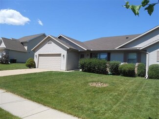 202 W Freidel Dr, Marshall, WI 53559