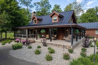 6855 N Centerville Rd, Williamsburg, IN 47393