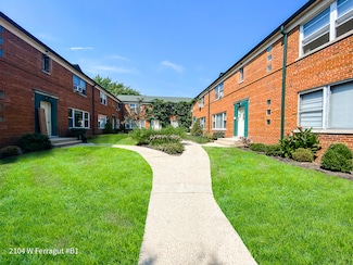 2104 W Farragut Ave Unit B2, Chicago, IL 60625
