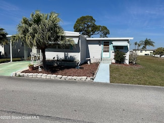 250 Blossom Ln NE, Palm Bay, FL 32907