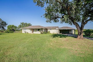 408 Eddy Ave, Joshua, TX 76058