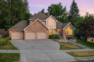 910 E Donegal Ave, Spokane, WA 99223