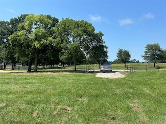 38645 Wiggins Rd, Hempstead, TX 77445