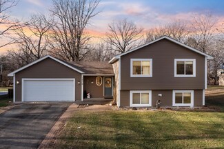 14518 Kerry St NW, Andover, MN 55304