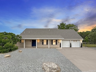 149 Gallagher Dr, Canyon Lake, TX 78133