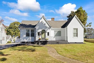 140 Grove Ave, Madison Heights, VA 24572